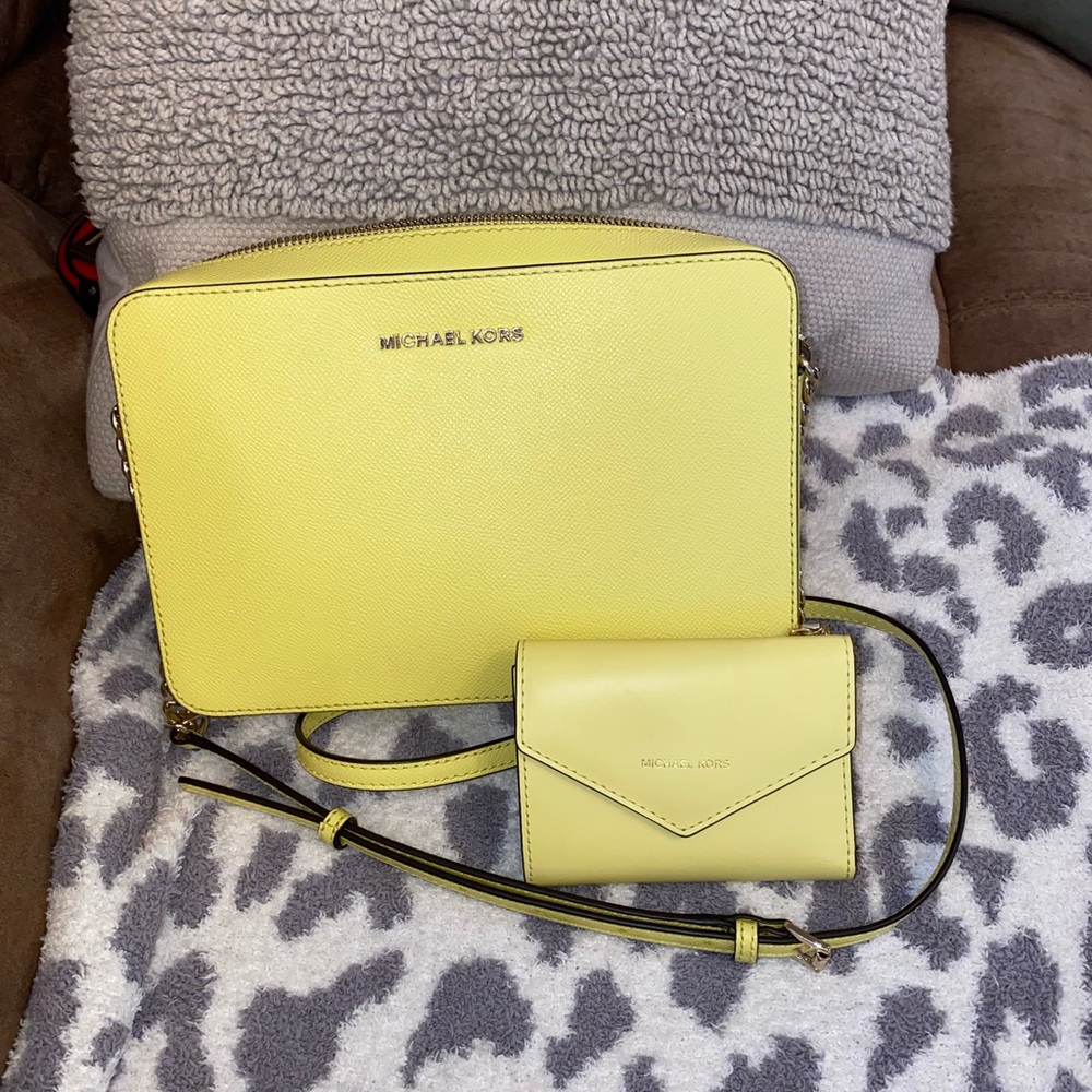 MK Jet Set Crossbody + Envelope Wallet